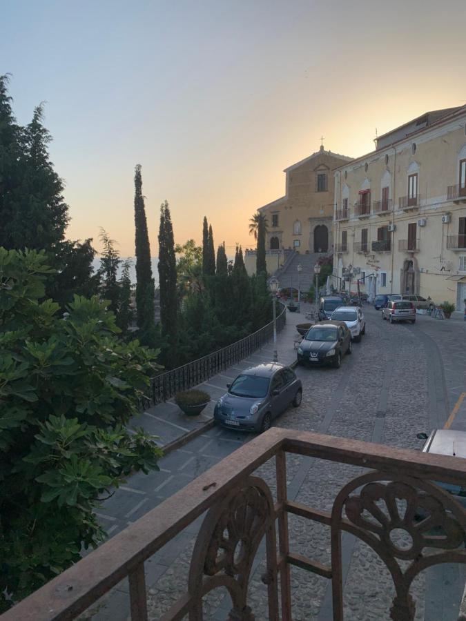 Palazzo Carratelli Apartment Amantea Luaran gambar